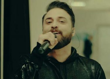 ای وای (اجرای زنده)