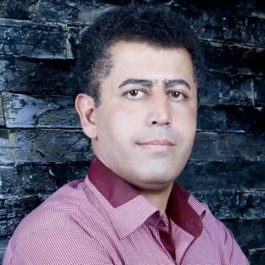 بیوگرافی کوروش بیژنی